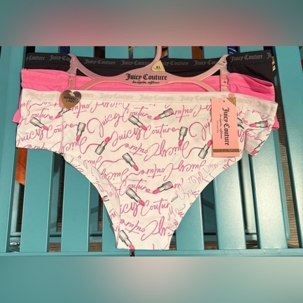 Juicy Couture 3 pack Panties- CLEAROUT PRICING